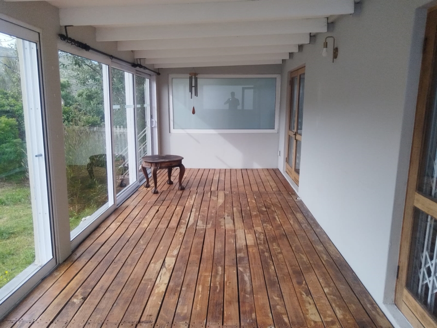 To Let 4 Bedroom Property for Rent in Welcome Glen Western Cape
